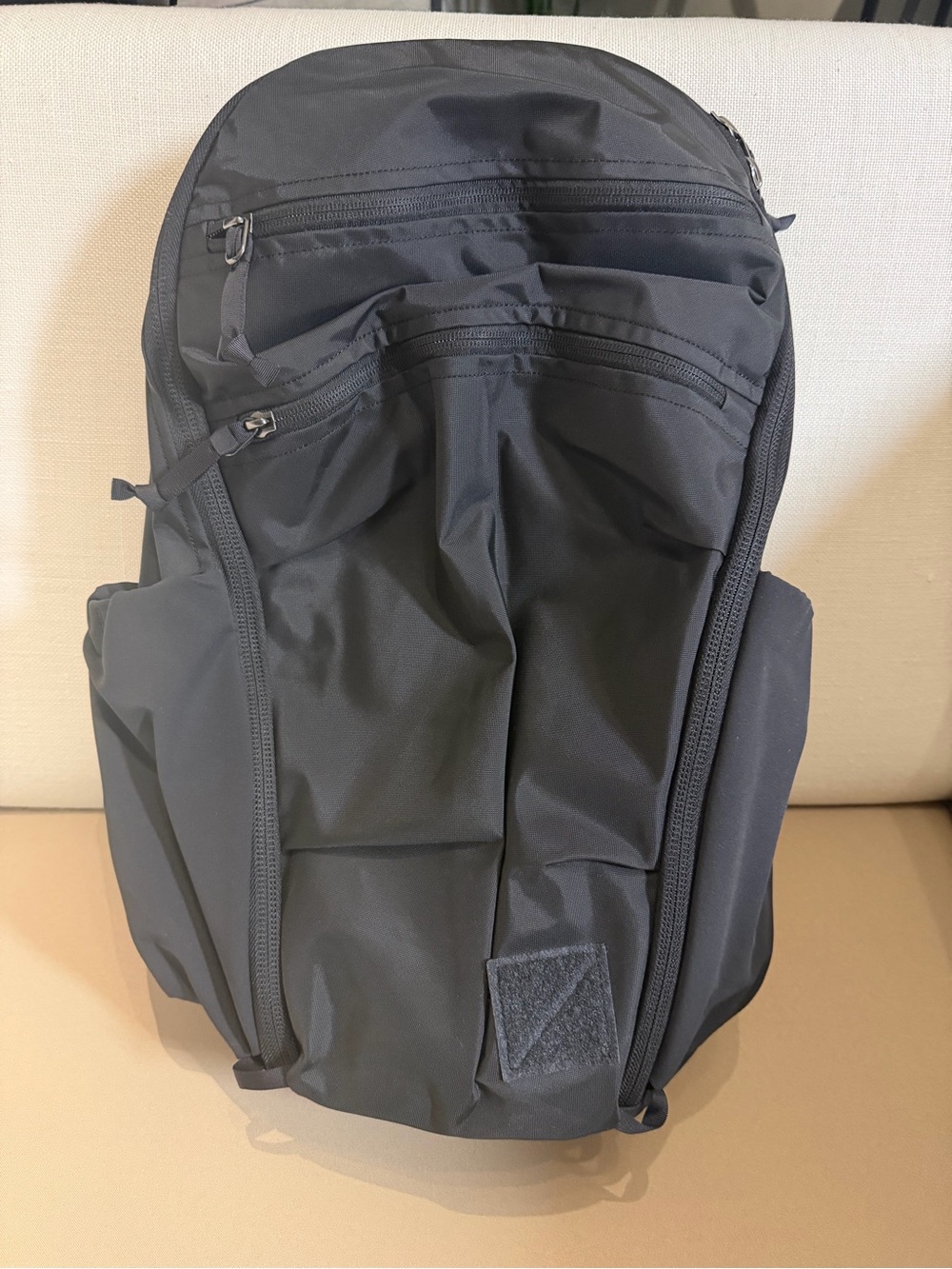 MOUNTAIN PANEL LOADER 22L, Solution Black, 420D Nylon